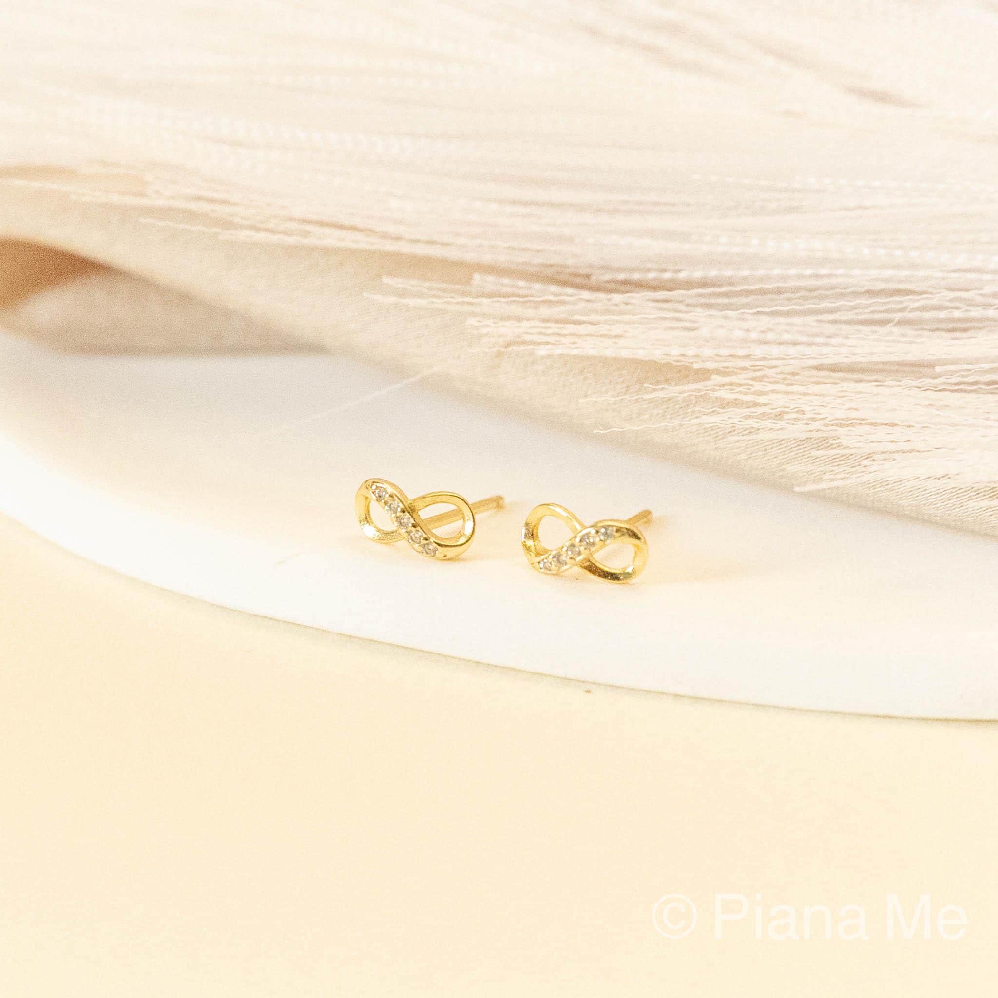 Gold Infinity Stud Earrings, Dainty Minimalist Jewelry, Sparkling CZ Earrings, Symbol of Love & Eternity, Perfect Gift for Her, E041