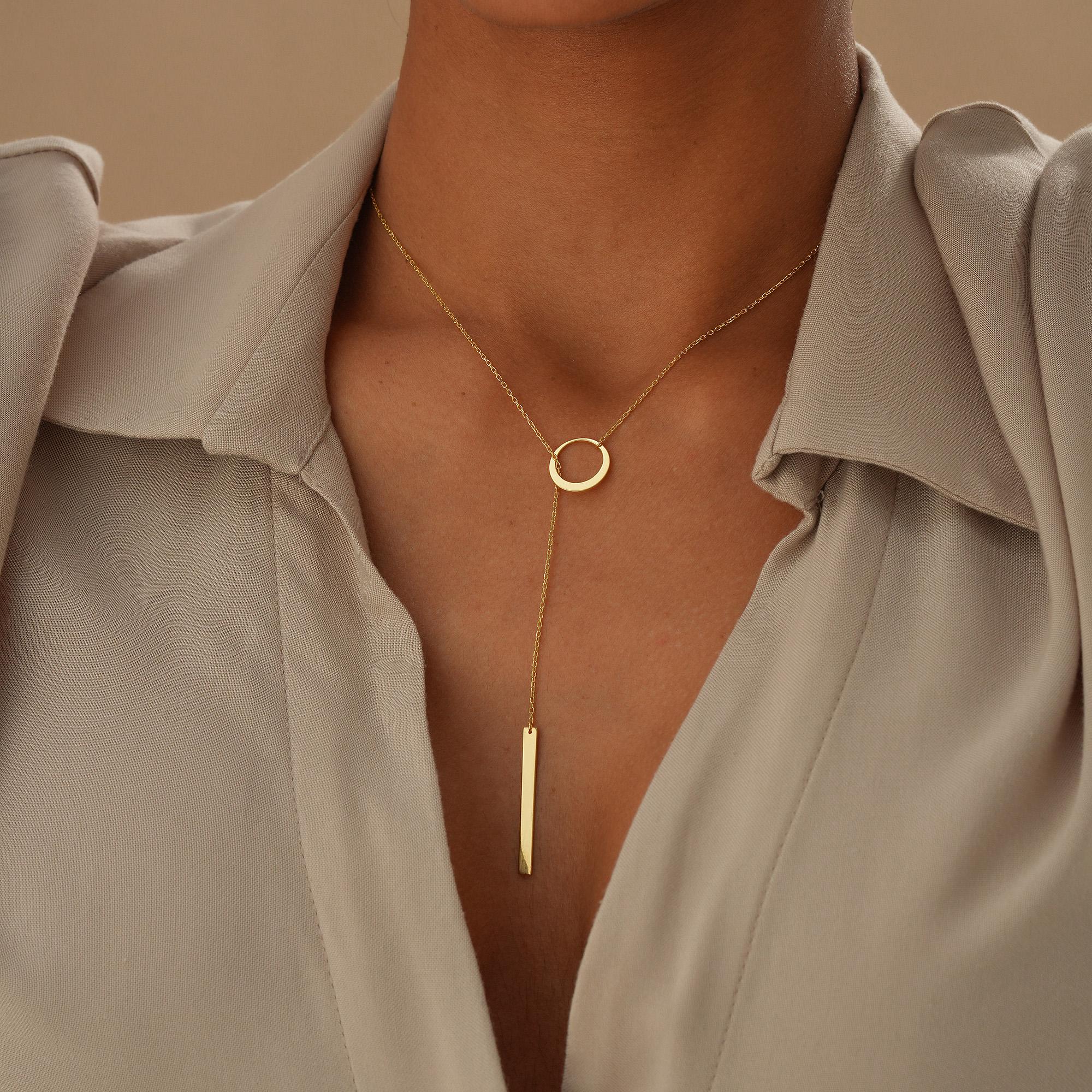 Circle and Bar Lariat Necklace in Gold, Dainty Y Necklace for Women, Modern Drop Bar Pendant