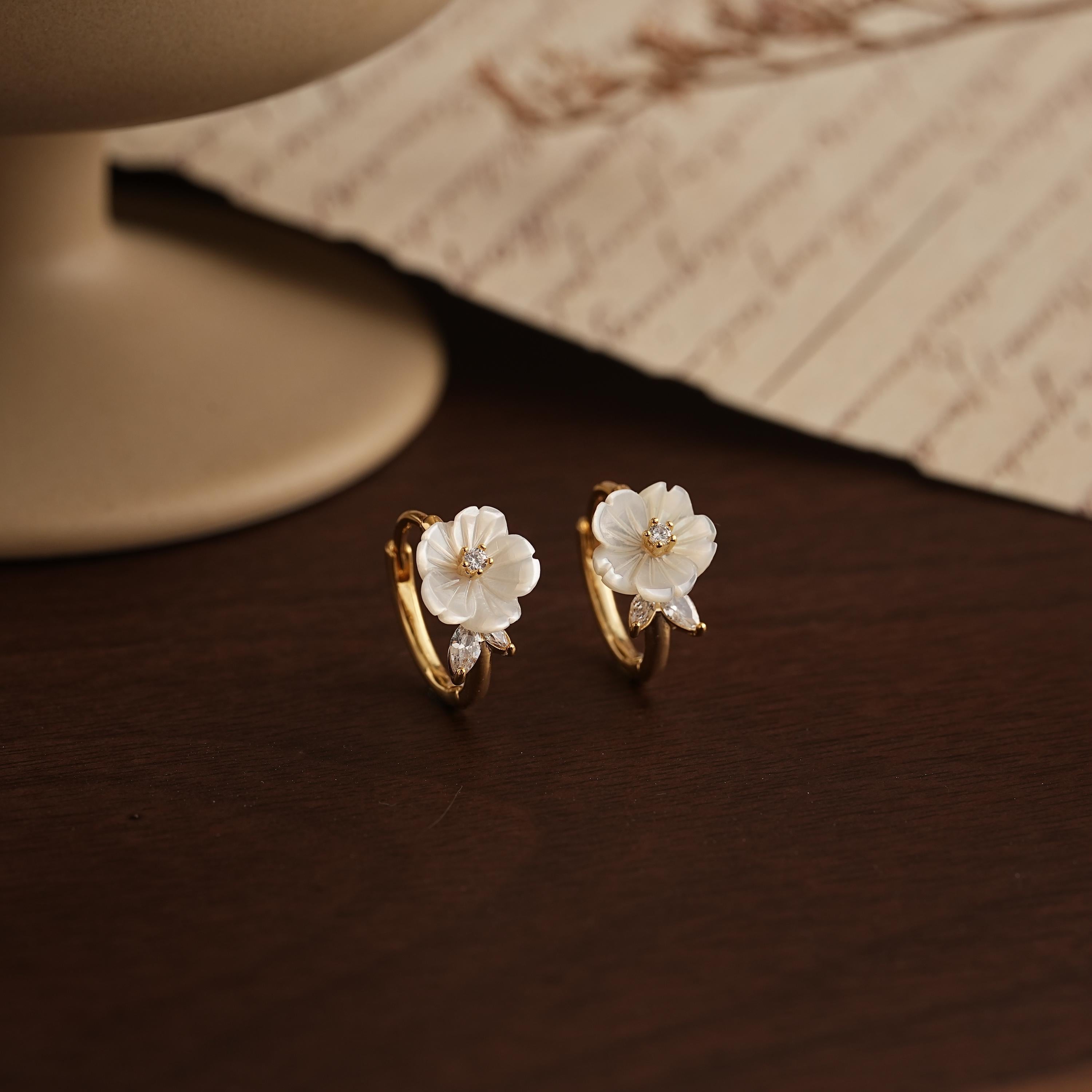Mother of Pearl Flower Hoop Earrings, Dainty Floral Pearl Hoop Earrings, Gold Huggie Earrings, Bridal Earrings