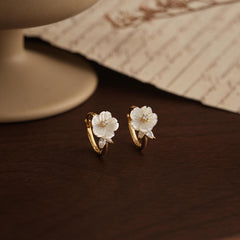 Mother of Pearl Flower Hoop Earrings, Dainty Floral Pearl Hoop Earrings, Gold Huggie Earrings, Bridal Earrings