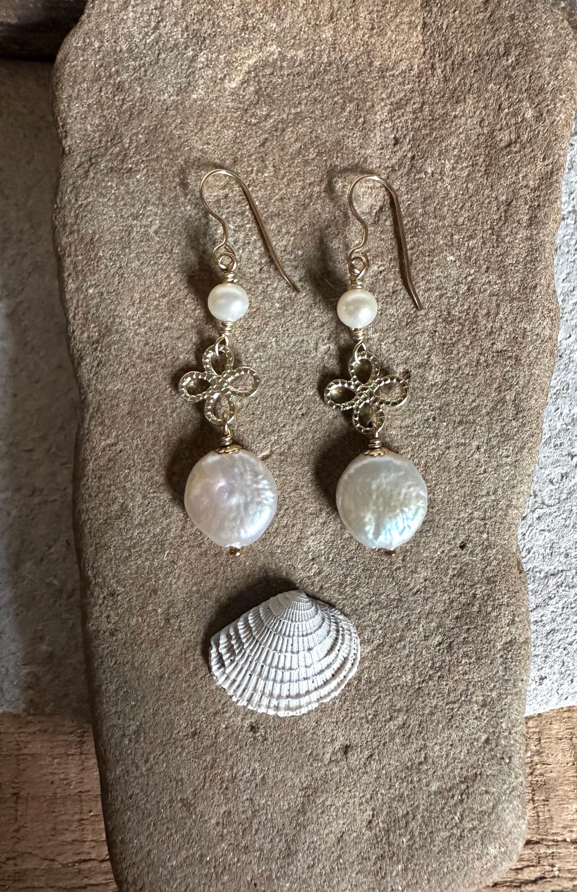 Freshwater Pearl Dangle Earrings